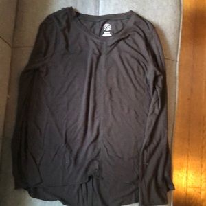 T & B women’s long sleeve shirt size M (8/10)
